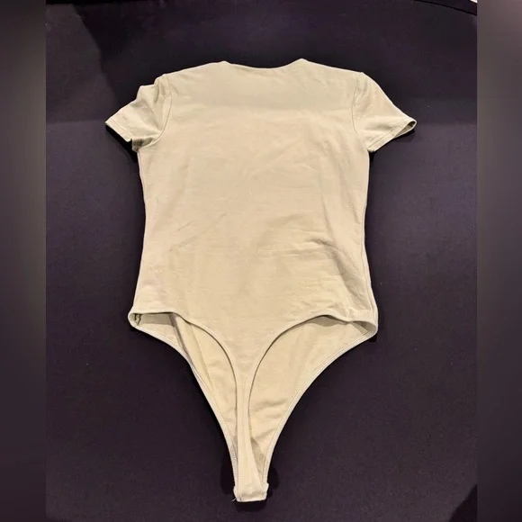 Abercrombie & Fitch Kids Beige Bodysuit - Picture 3 of 3